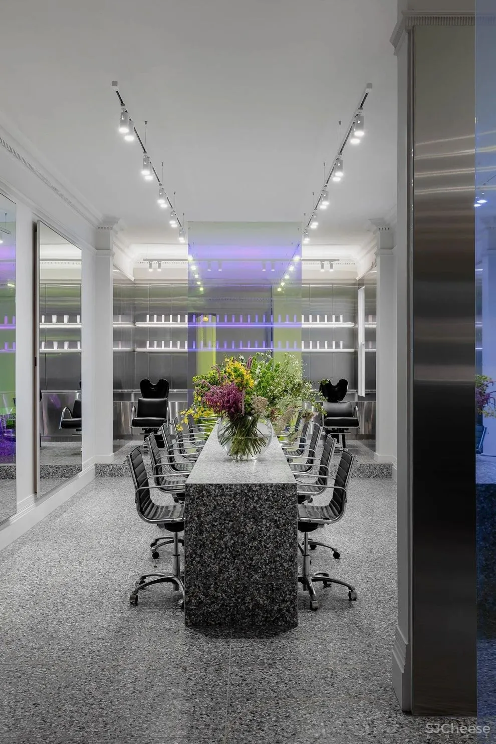 古典优雅和当代极简主义的美发沙龙,墨尔本