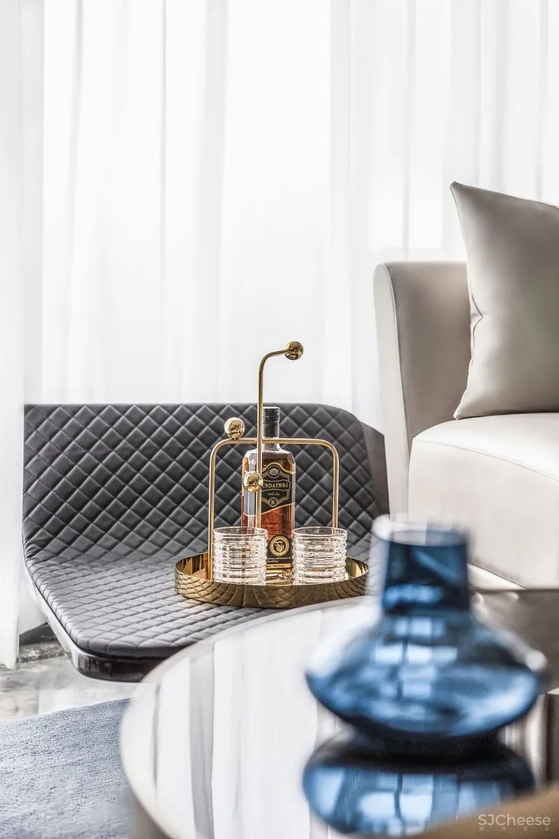 SLD:江居雅宅,通透奢适的精英新居!