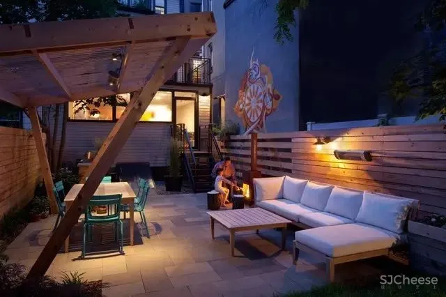 院子虽小，却可以别有温情