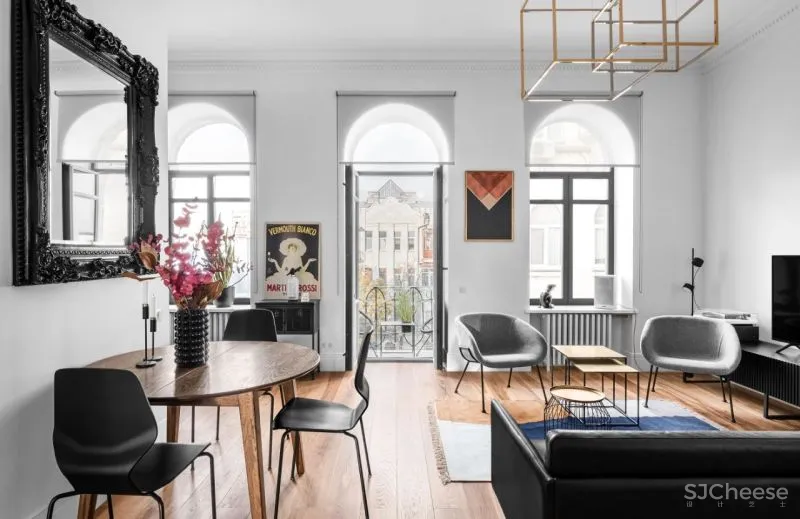 虽然面积只有75平米,可是这个家让我们看到了古典、时髦以及各种有趣的物件