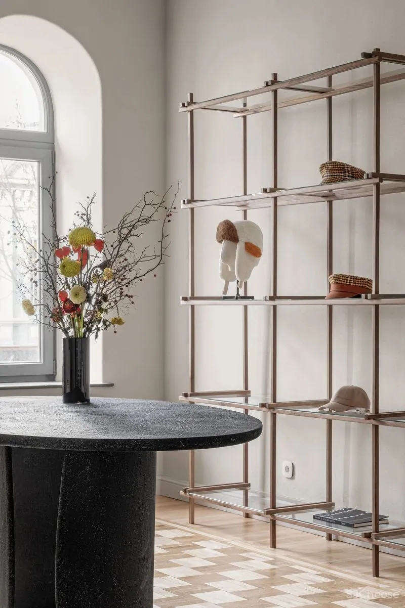 RINA LOVKO \ RUSLAN BAGINSKIY 陈列室