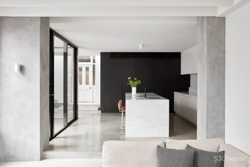 Tom Robertson 非凡的质感