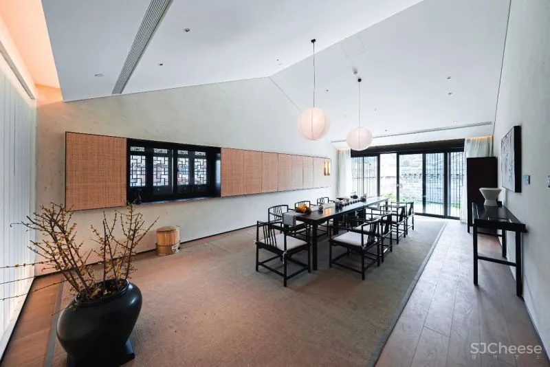 东钱湖畔再现国牌奢华酒店，在隈研吾的美术馆旁，建了一座日式庭院