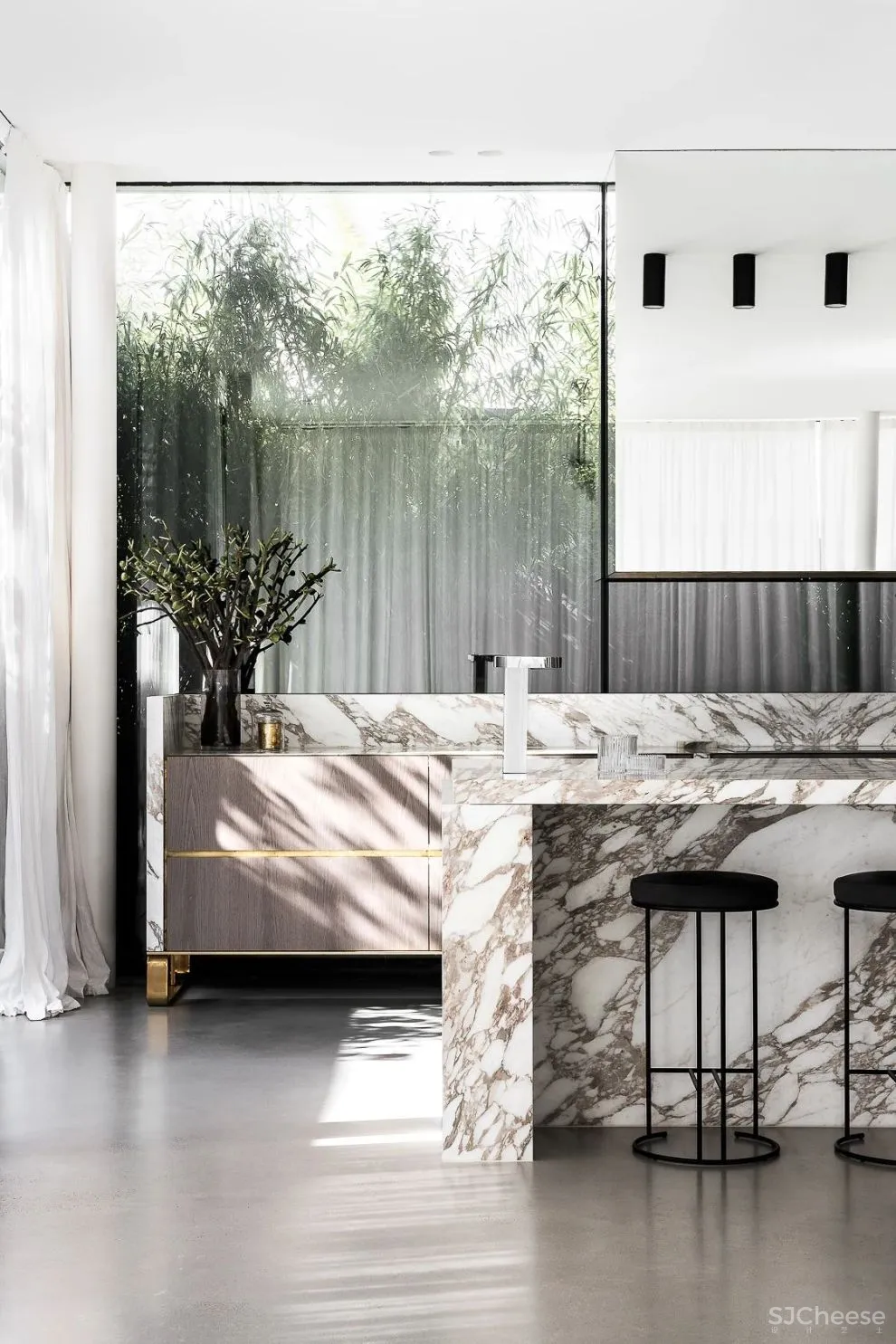 空间里的“百搭之王”，你想要的高级感它都有！