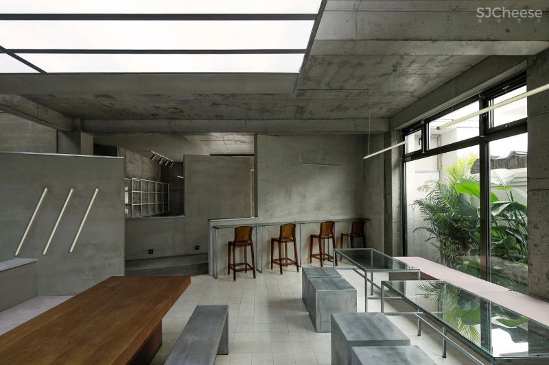 Shuang Han COLOUR Hotel丨“四季花海”,试图打破原有的循环