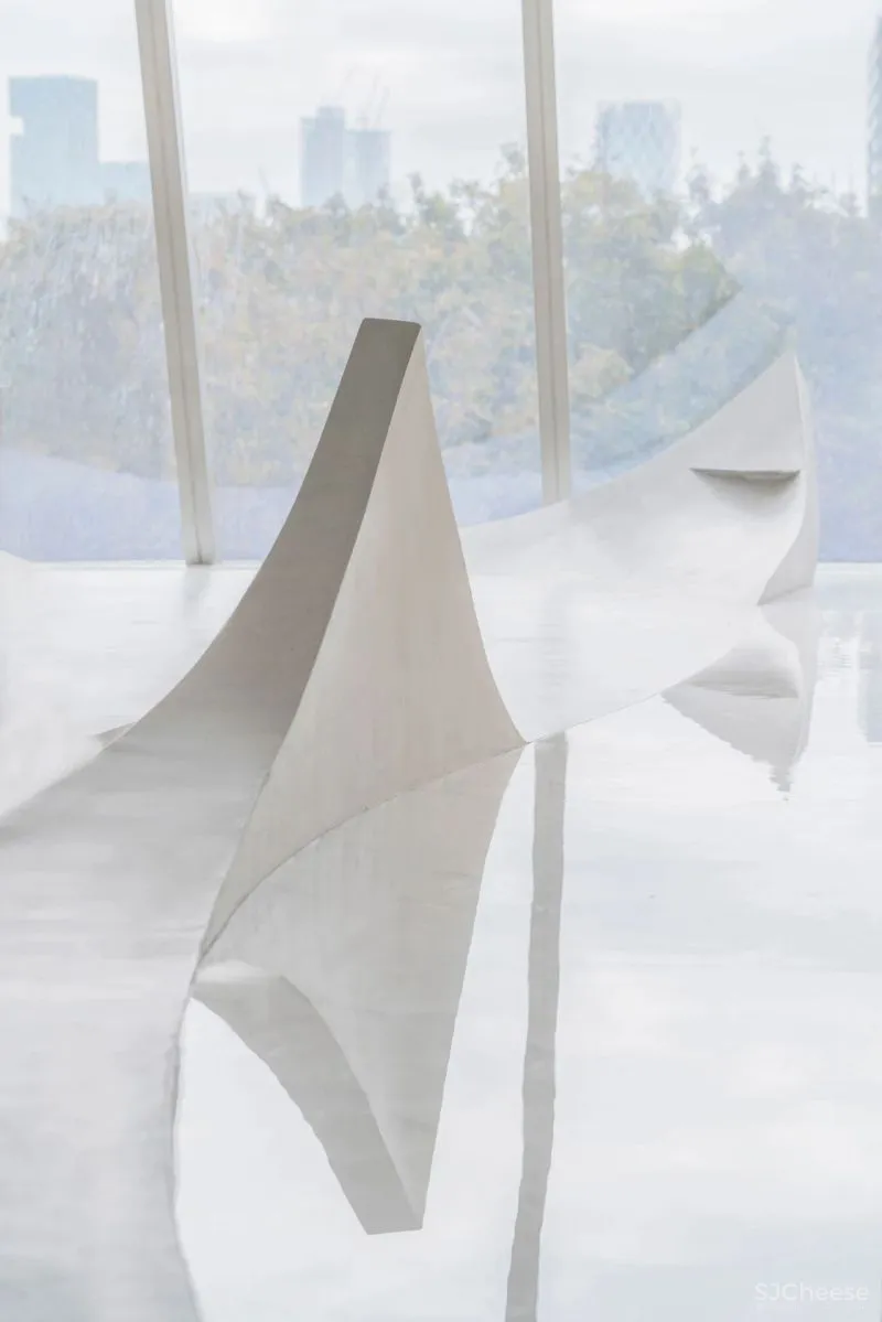 不相信地域主义的建筑师,竟在深圳创造出160㎡的“地域主义”「未来商店」?