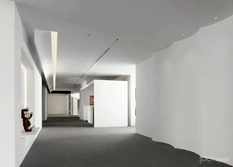 极简办公空间充满格调 尺度之下的自由