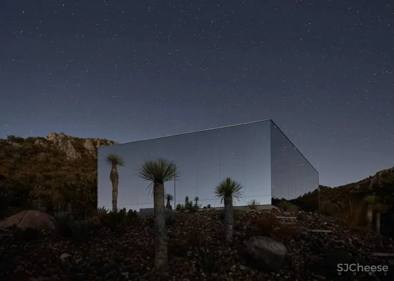 玻璃镜屋,敬畏自然