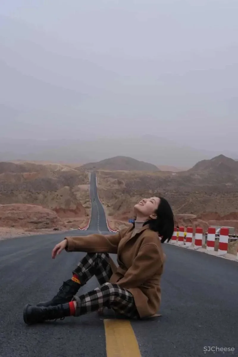 被《跑男》取景的中国小摩洛哥,还是个大佬云集的民宿集群,去年我就抢先打卡了!