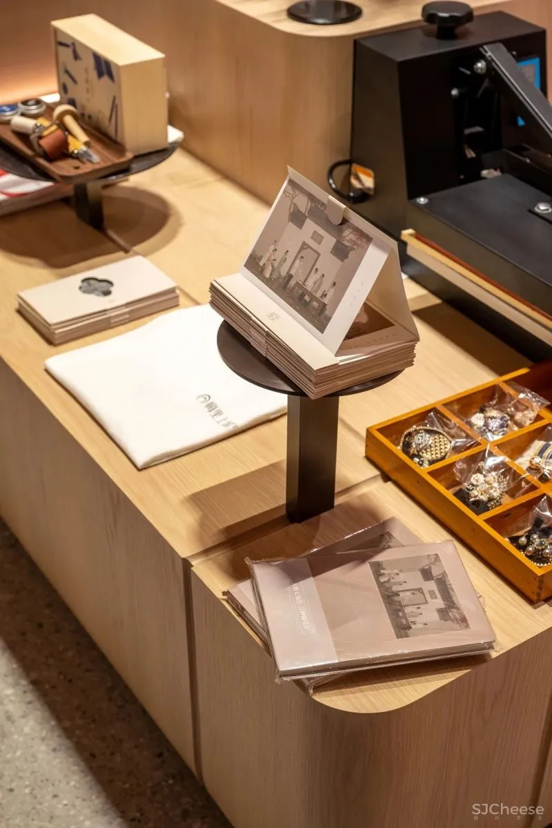 售楼处要「去销售化」,明德设计用空间美学重构城市生活社区