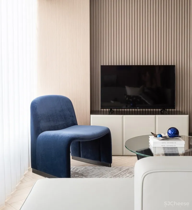 EH DESIGN 空间 45㎡，也能给你一个温暖的家