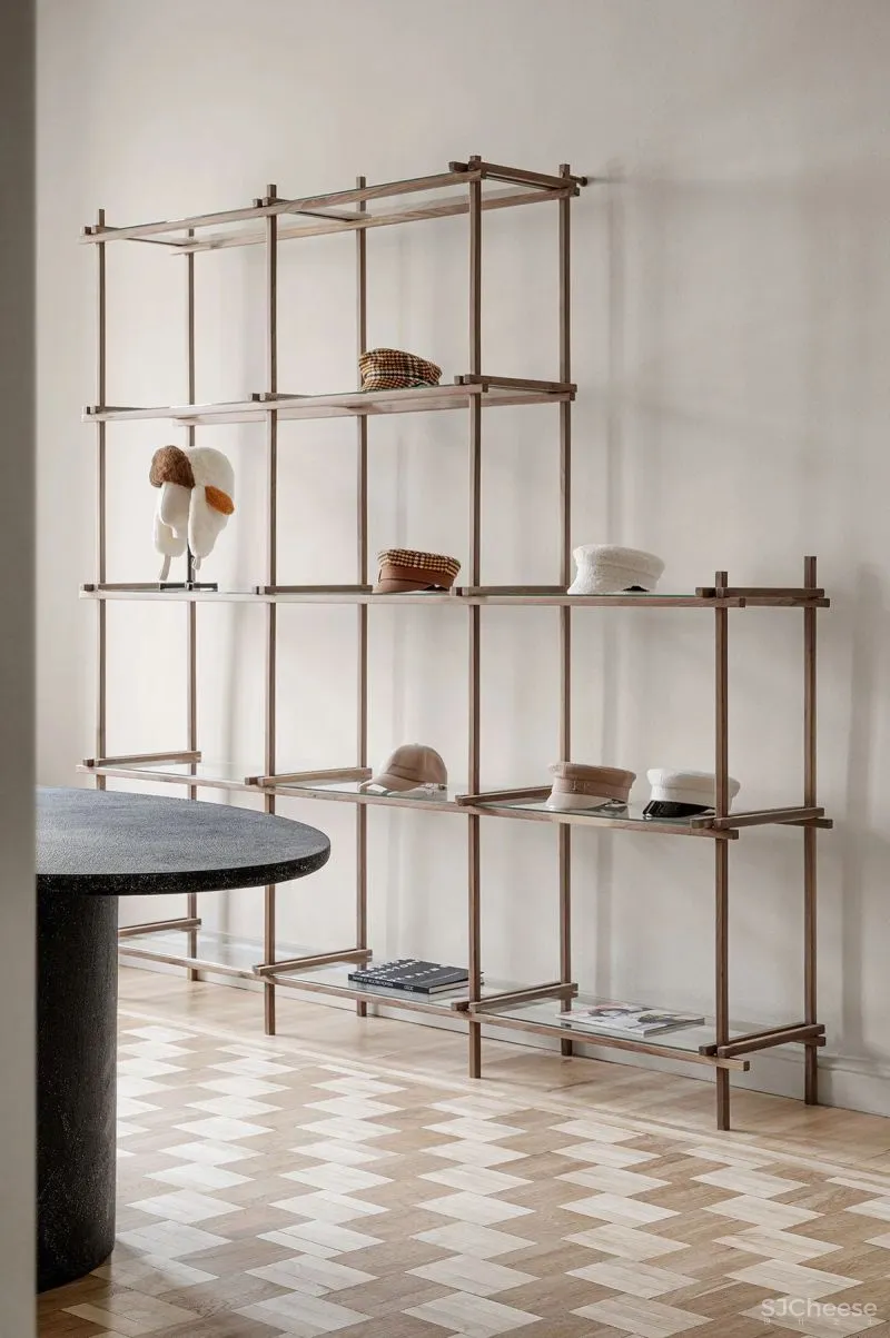 RINA LOVKO \ RUSLAN BAGINSKIY 陈列室