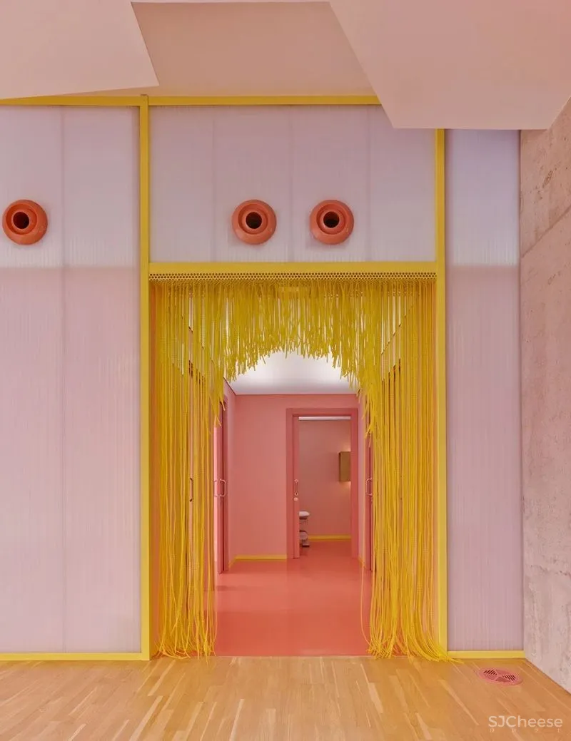 NEXUS8外伤理疗诊所，西班牙