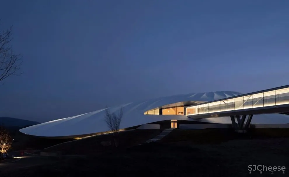 MAD Architects新作丨多维的“时空隧道”，海口云洞图书馆