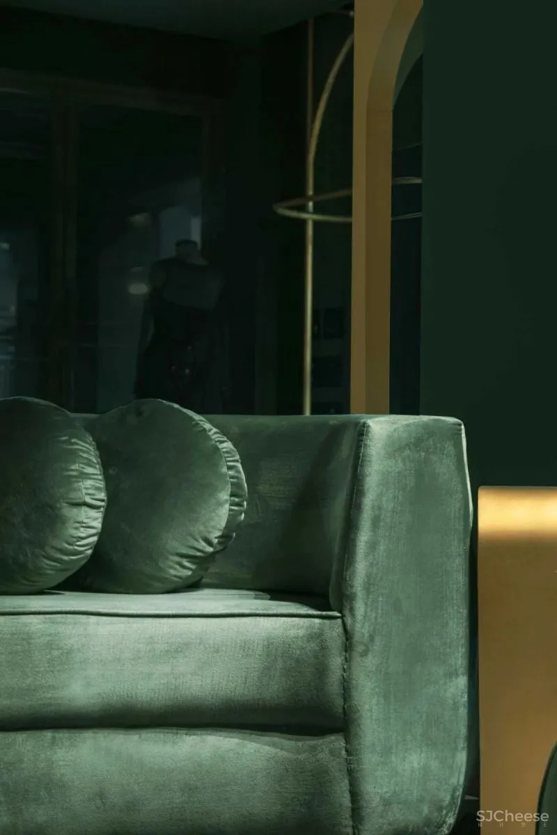 印度新德里的一家服装店，设计怎么样？