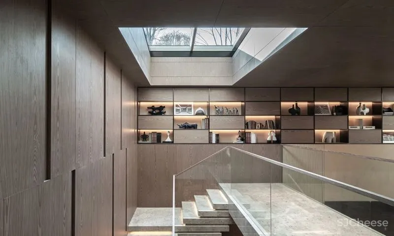 研质共设 430㎡ 气质大宅,北方和煦的下沉庭院