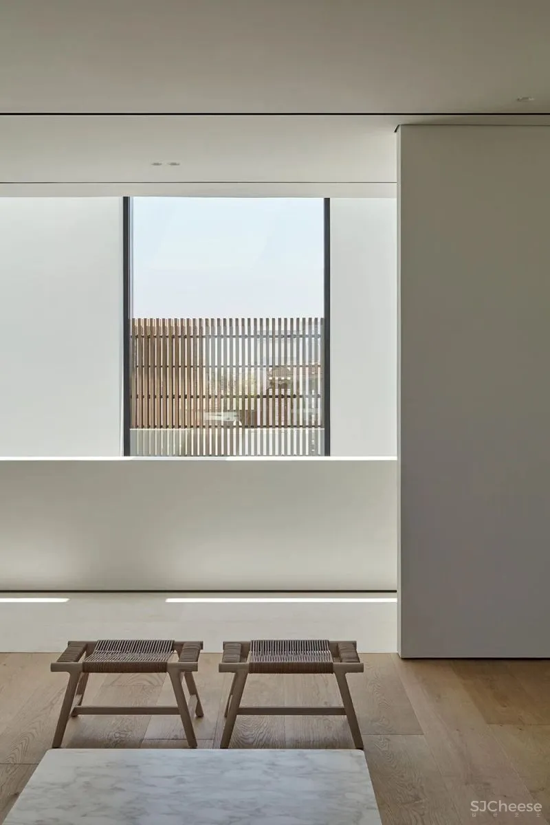 迪拜也有简约风大宅,简奢才是真格调!