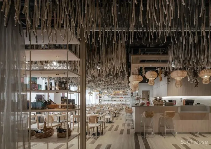 两个国外特色主题餐厅设计:风情不俗