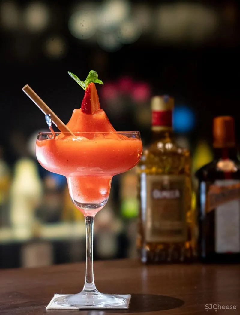 东钱湖畔再现国牌奢华酒店，在隈研吾的美术馆旁，建了一座日式庭院