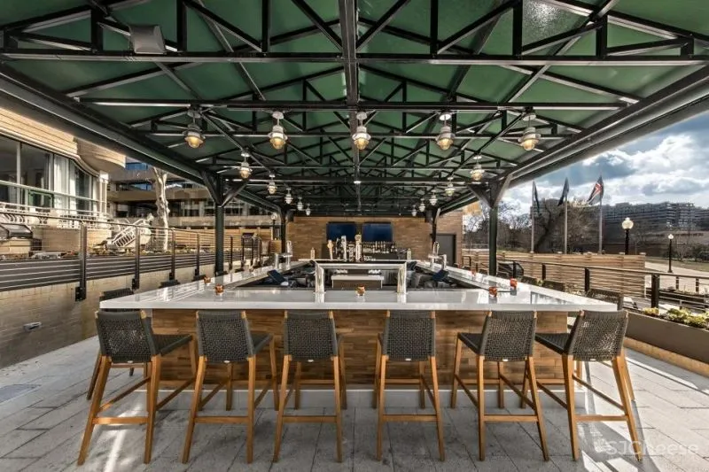 本期爆料|碧昂丝老公3600㎡奢酷炫办公楼,也是藏品上亿的艺术馆