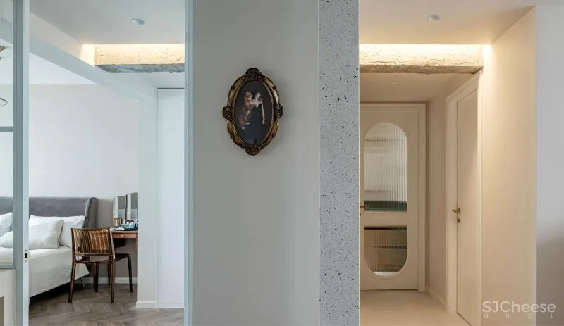 “书迷”教师夫妻的复古家,客厅卧室打通,餐厅放阳台,90㎡显大3倍!美呆!