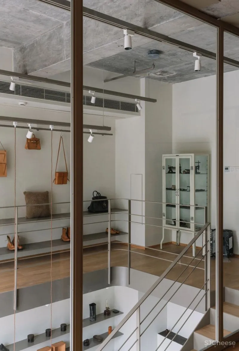 GTD 新作 一纳夫 · 皮革研究所