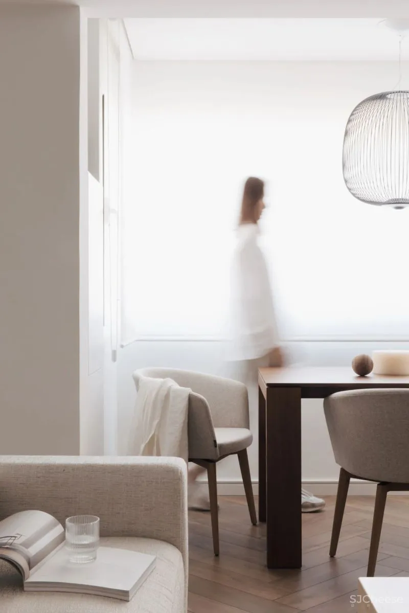 极简是一种格调,也是一种态度