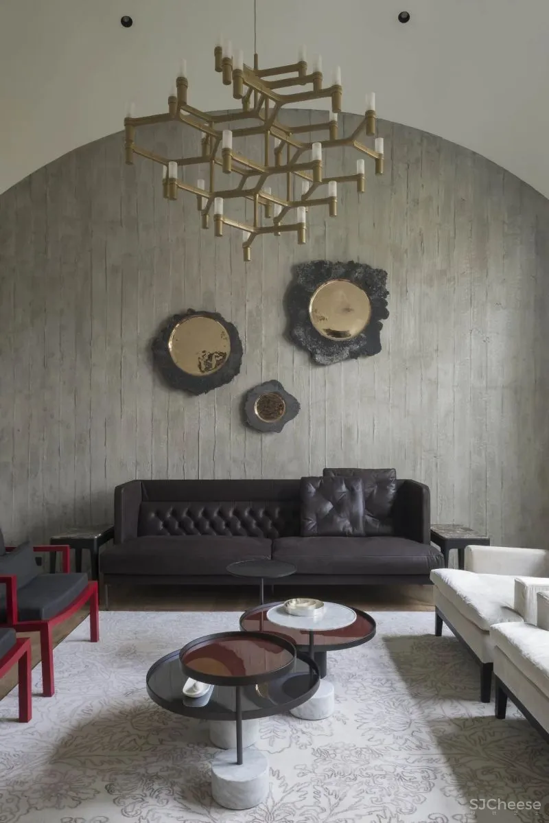 迪拜也有简约风大宅,简奢才是真格调!