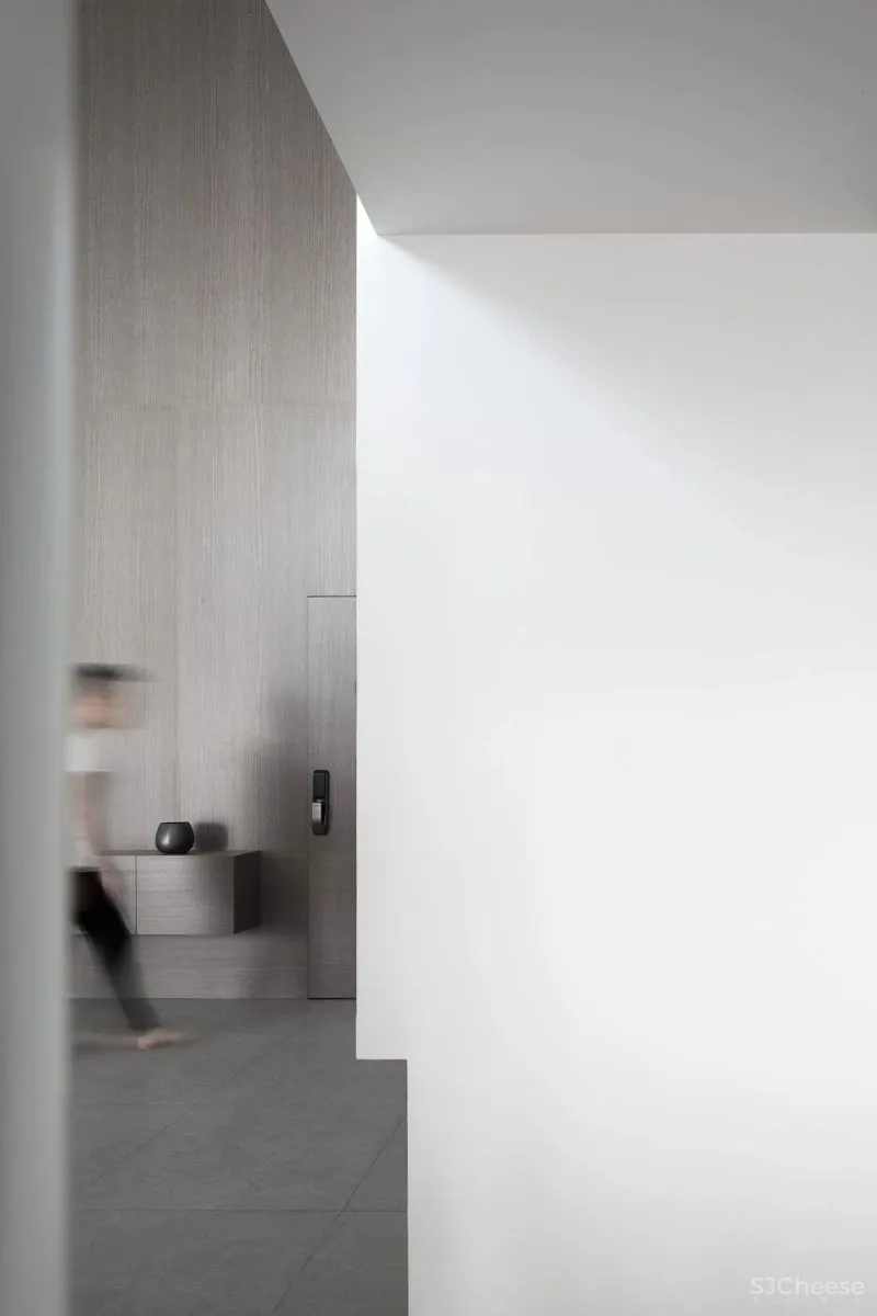 极简私宅，细节与实用性兼备