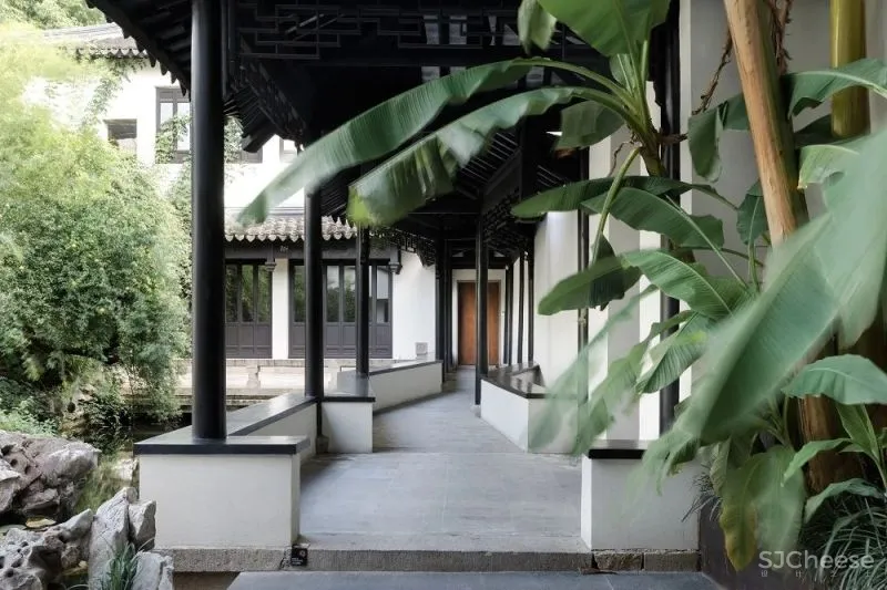 在贝聿铭家族的私宅泡汤，这家苏州大热的精品酒店