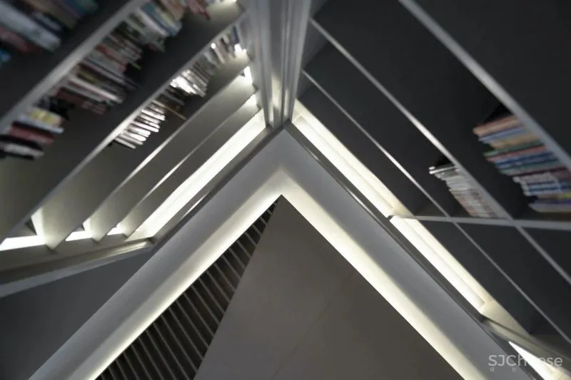 苏州图书馆入驻!这座 2600 ㎡ 售楼处将光线与建筑融合到极致