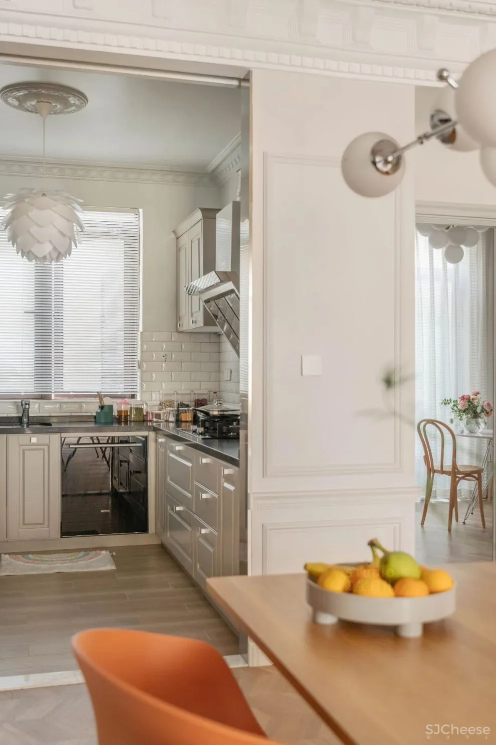 奶油白 焦糖棕，诠释优雅浪漫的法式风情｜双宝设计