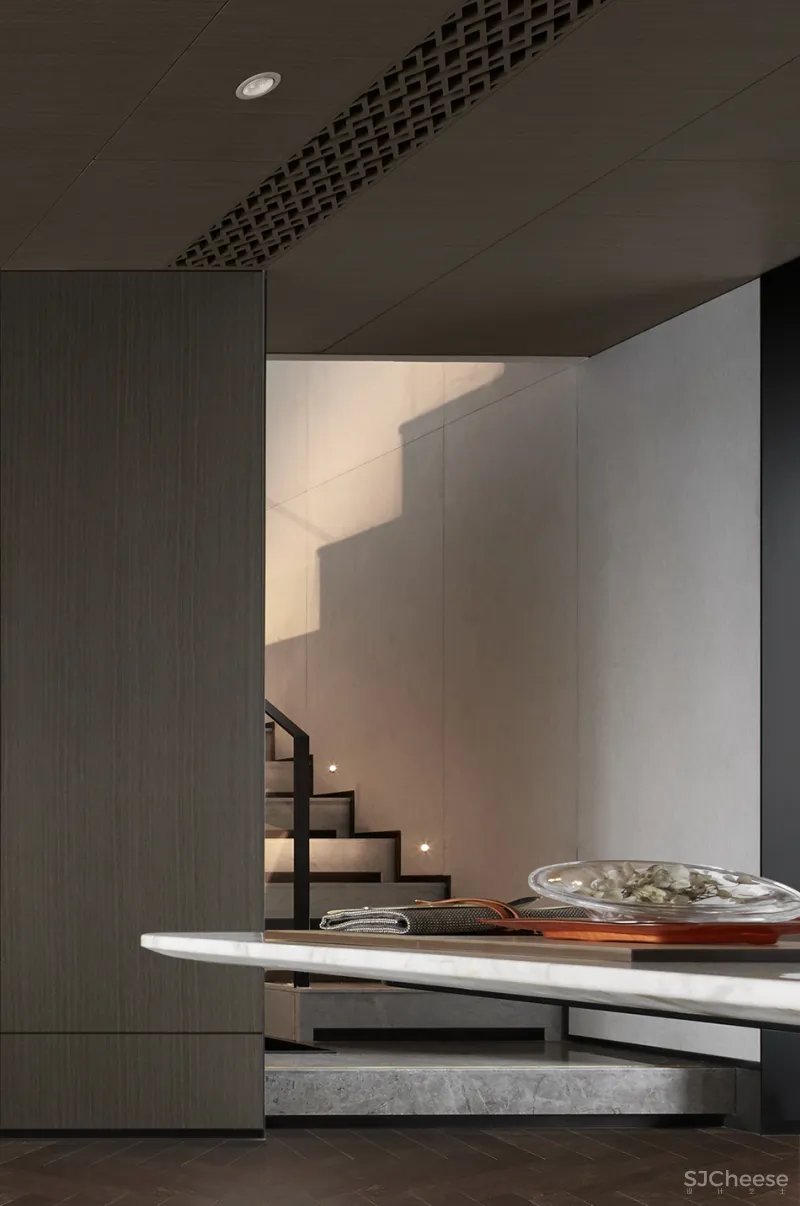 爱马仕橙 高级灰,一键解锁时尚魔方!