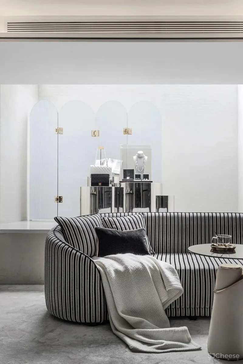 EH DESIGN 软装 时光易逝,风格永存——大家湛景·满园