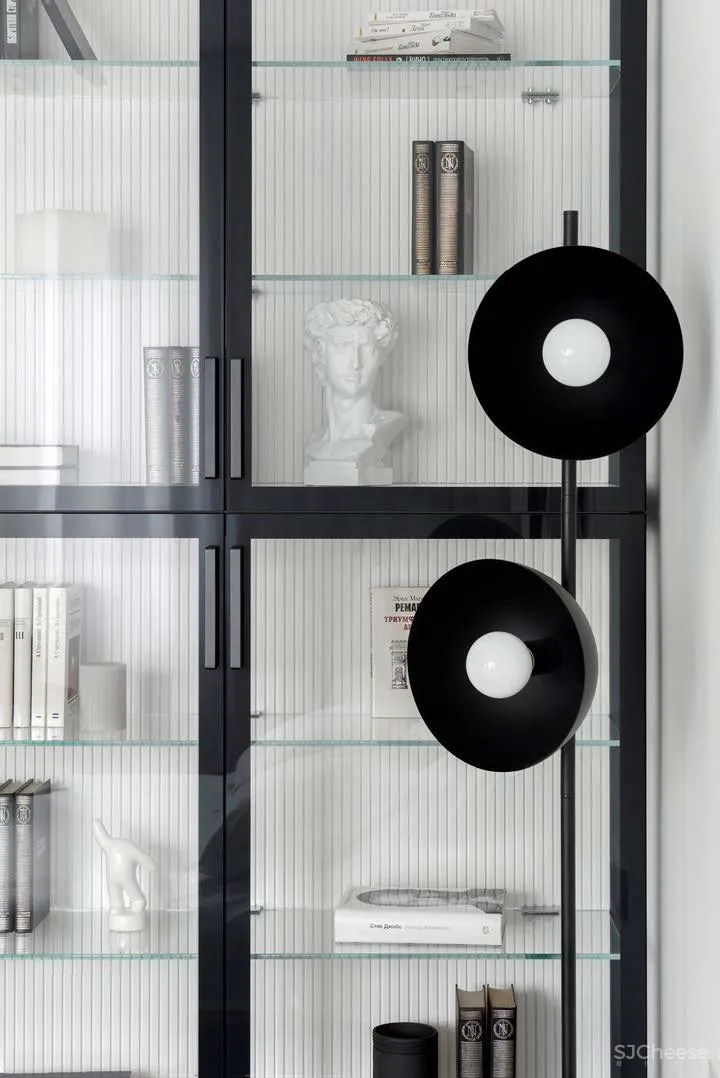 70㎡ 一居室,无主灯的客厅好看又显大!