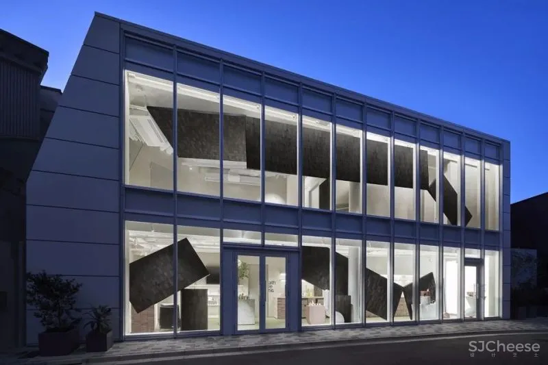 东京 Athletia旗舰店