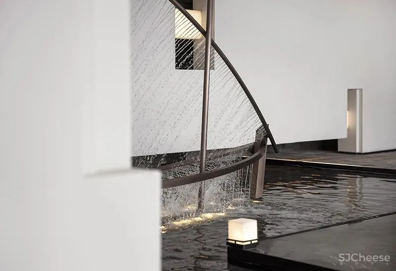 层叠艺术 唐忠汉新作