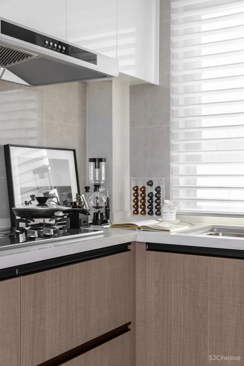 EVD廿象设计:精巧宅居,红绿蓝交迭构建家的理想色!