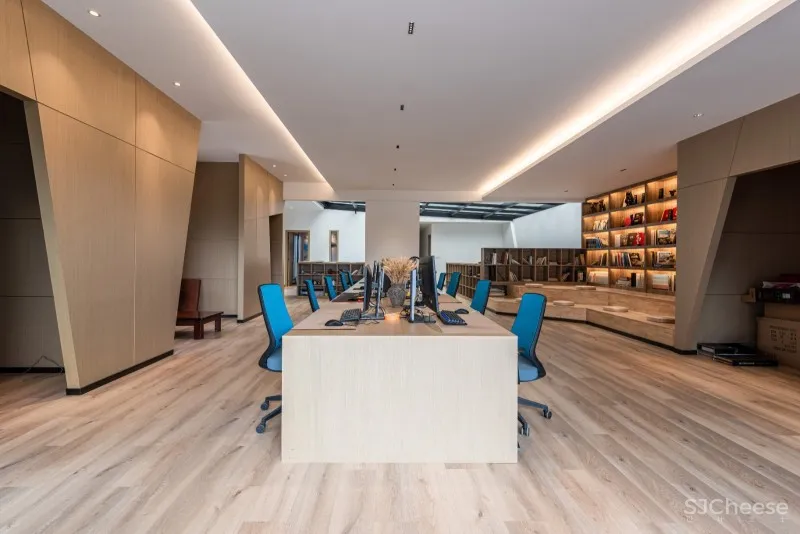 长空创作办公楼:工作与农耕共生 / 长空创作