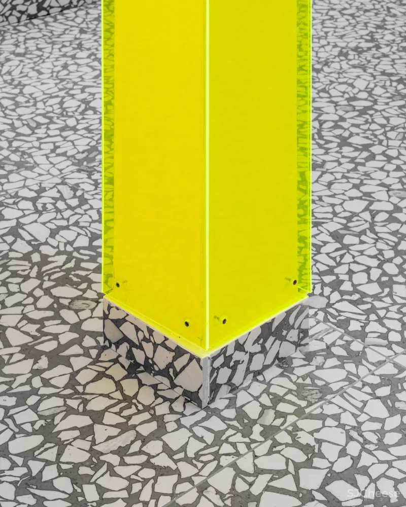 70年老破旧,改完亮三倍!极简设计也能这么有活力