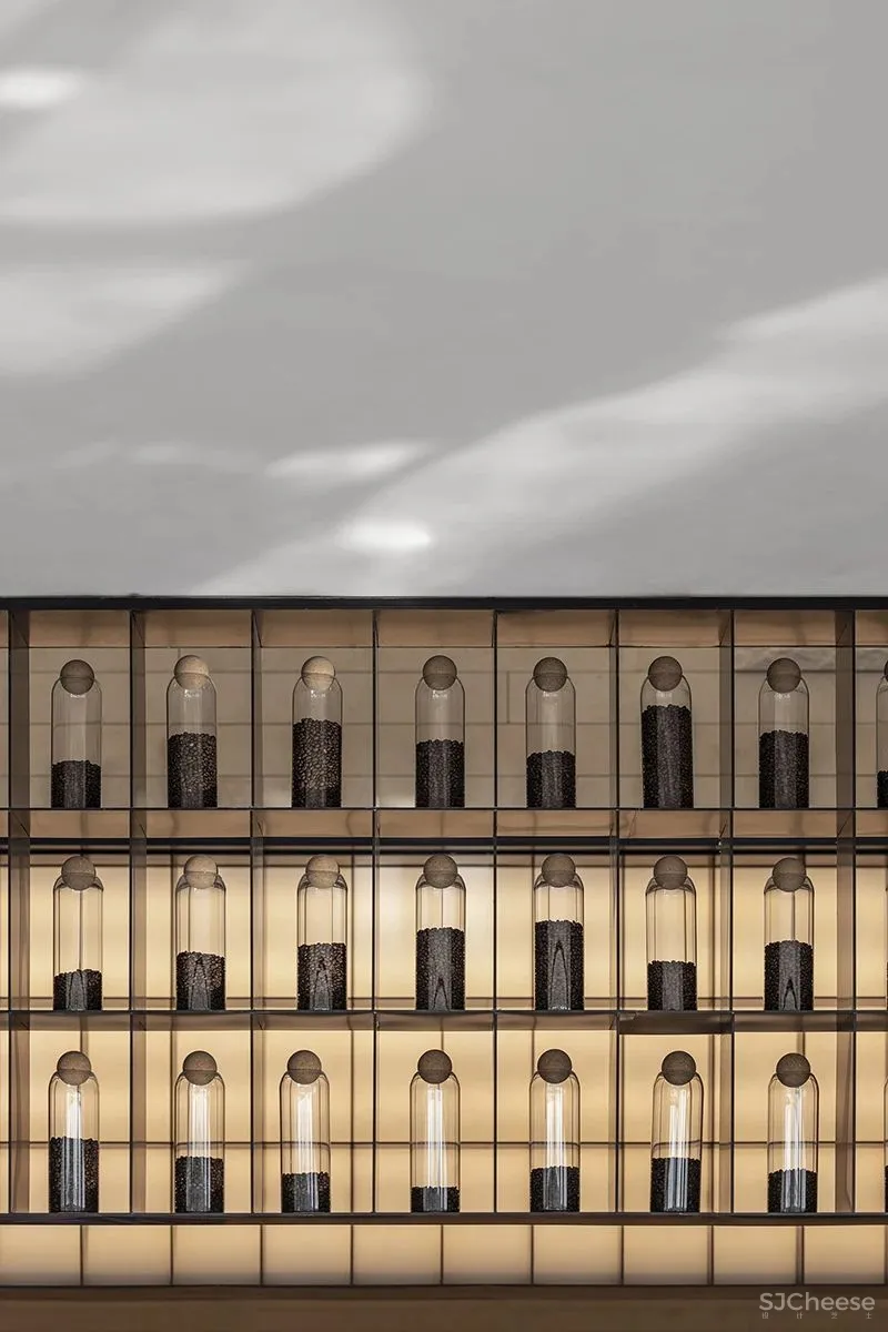 层叠艺术 唐忠汉新作