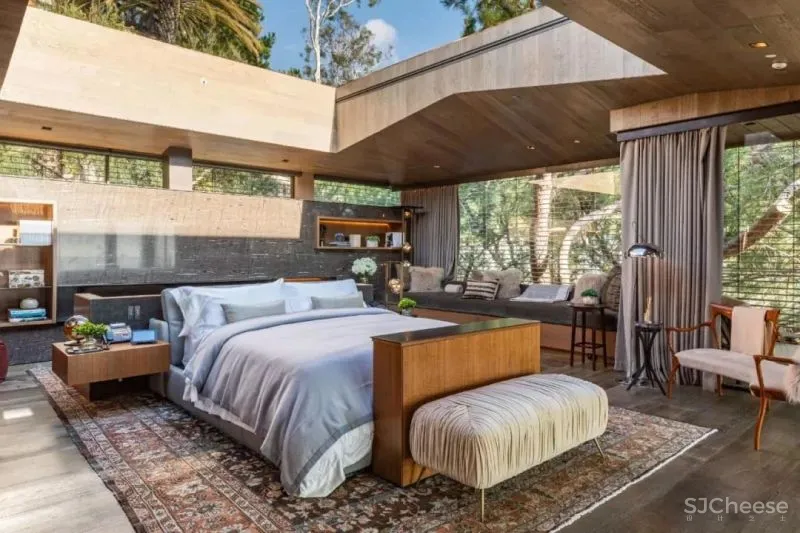 1800㎡大豪宅，月租竟要248万？！主卧带天窗，连马斯克都想住！