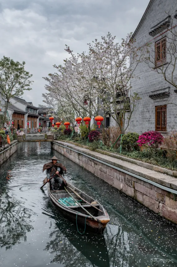 东钱湖畔再现国牌奢华酒店，在隈研吾的美术馆旁，建了一座日式庭院