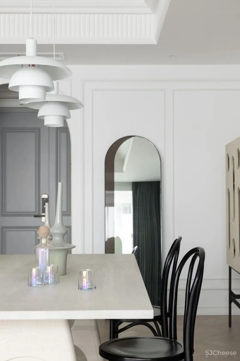 典雅浅灰,诠释法式的随性与浪漫 观白设计