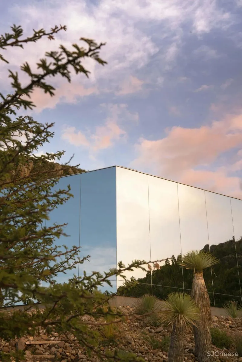 玻璃镜屋,敬畏自然