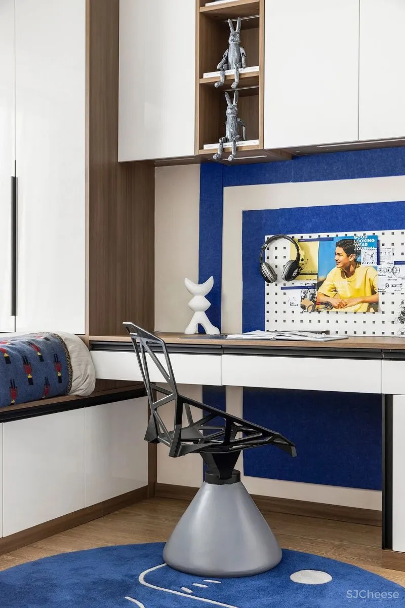 EVD廿象设计:精巧宅居,红绿蓝交迭构建家的理想色!