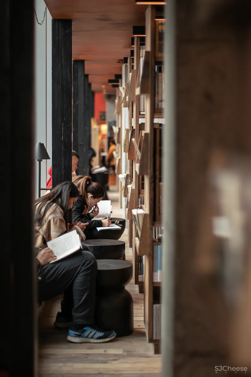 这一年 毛继军 生活需要的是真实,而不是在产品里被喂食
