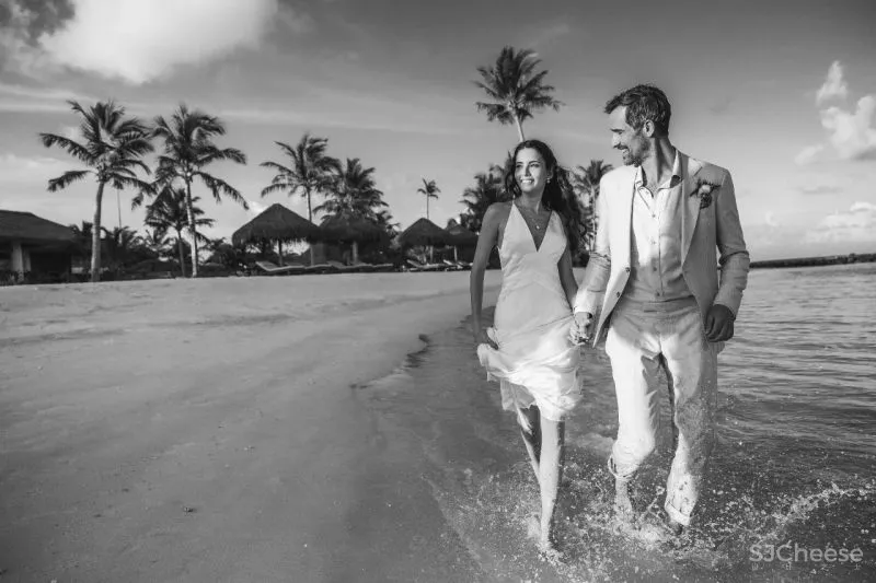 华尔道夫今日揭幕马代私人岛屿，买星星吃北京烤鸭，还能做岛主