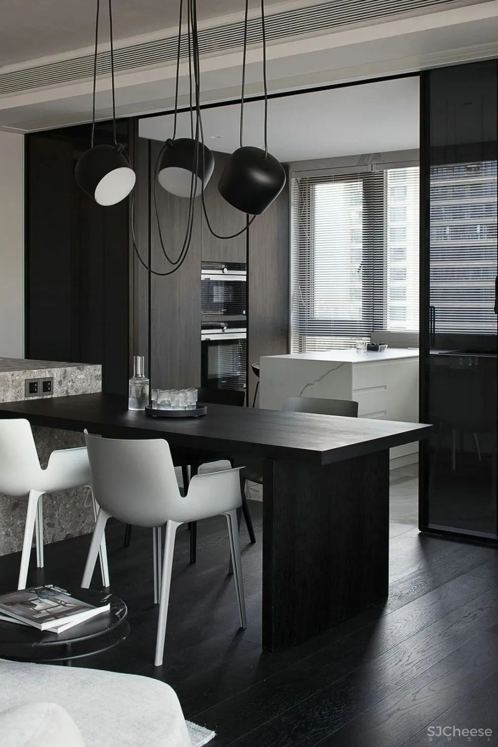 215m² 简约平层,诠释当代静美气质