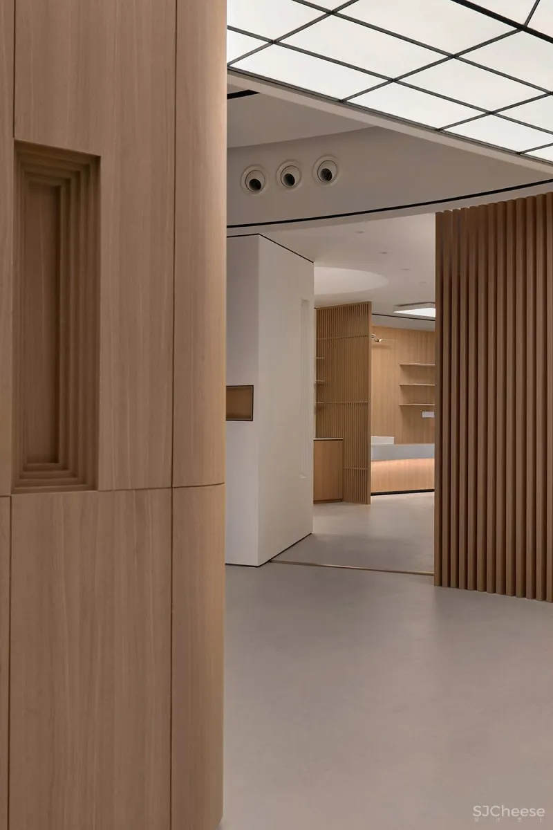 朗生案例 |「松下光空间生活馆」原木纹路中的时空变幻